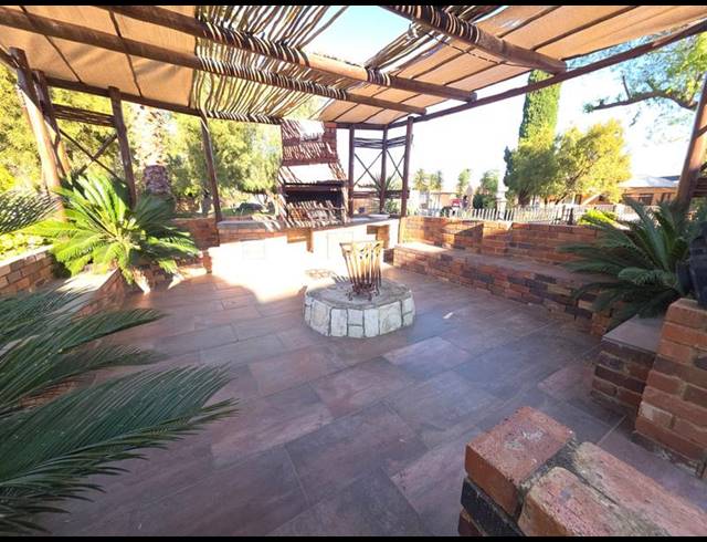 4 BEDROOM HOUSE FOR SALE IN MISTY BAY